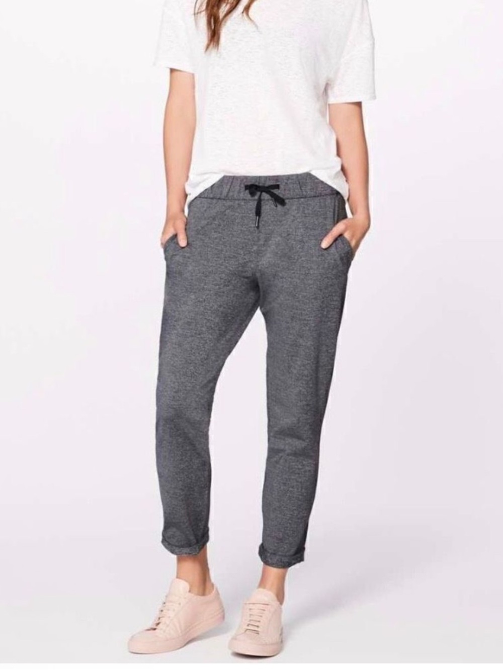 Lululemon On The Fly Pant Woven 27” Heathered Black Gray Size 14